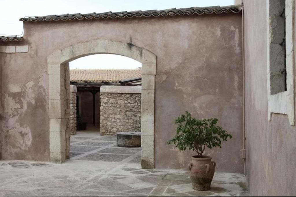 Eremo Madonna Delle Grazie Guest House Avola Bagian luar foto