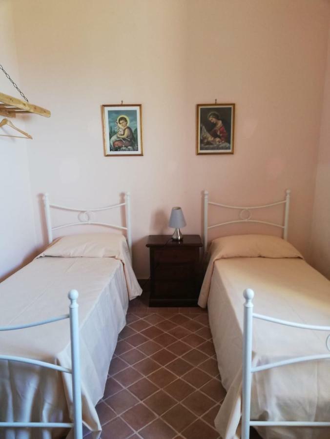 Eremo Madonna Delle Grazie Guest House Avola Bagian luar foto